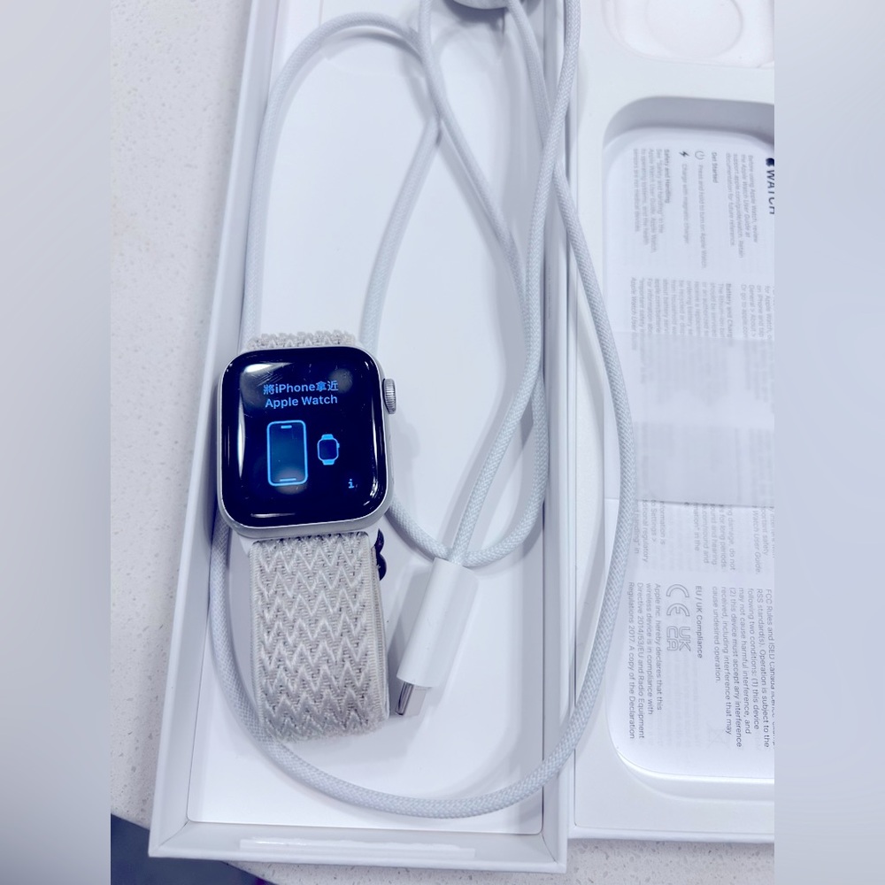 Apple Watch SE first generation pre loved